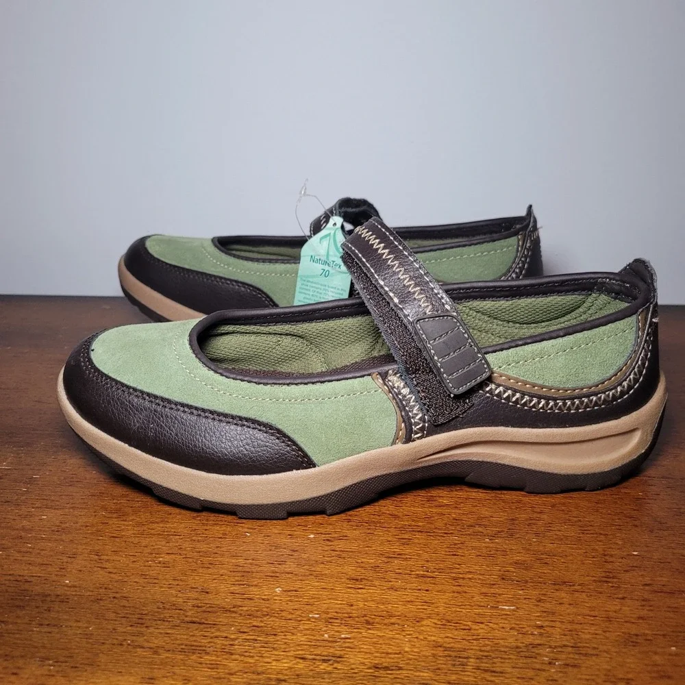 Lands End Mary‎ Jane Green Suede Womens 7.5 Strap 407322